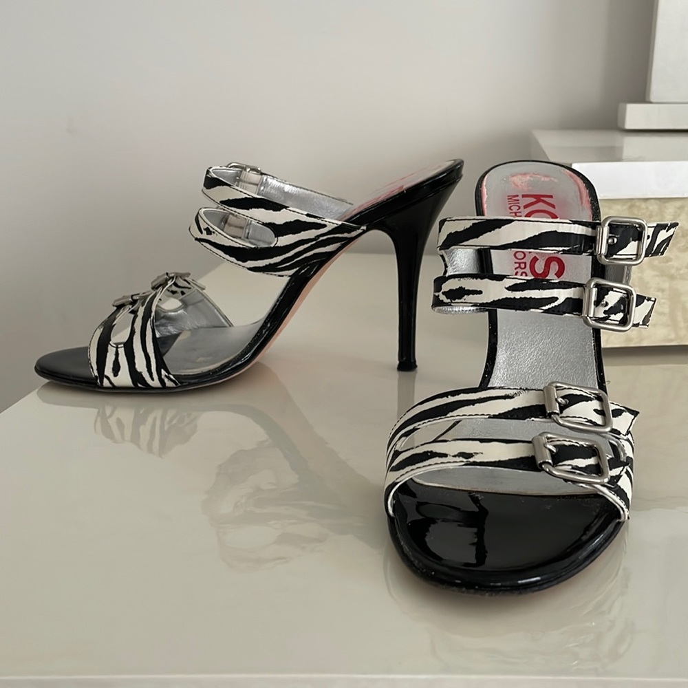 KORS - MICHAEL KORS SANDALS size 7.5